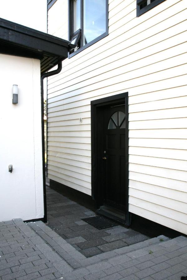 Spacious & Refurbished 1 Bedroom Apartment In Suburban Reykjavik Garthabaer Экстерьер фото