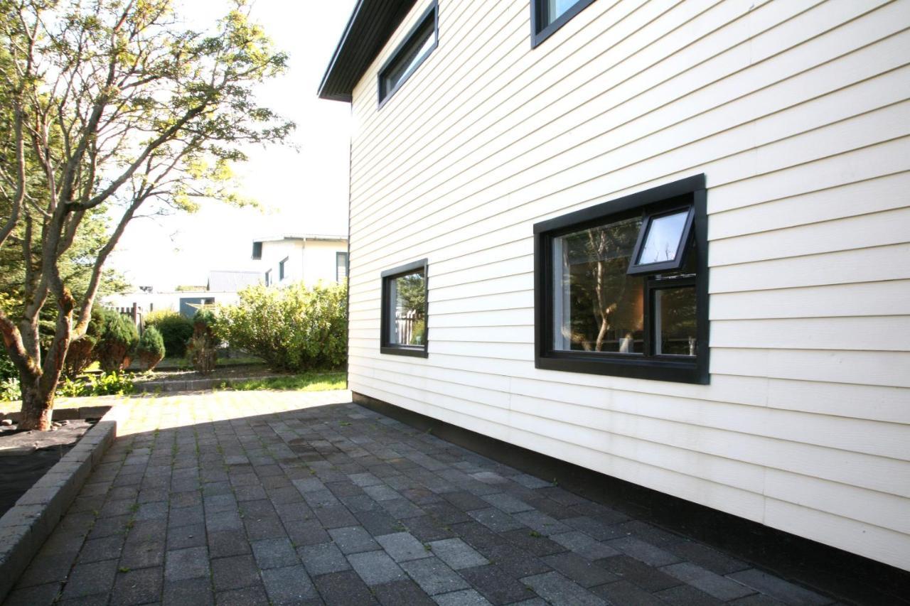 Spacious & Refurbished 1 Bedroom Apartment In Suburban Reykjavik Garthabaer Экстерьер фото